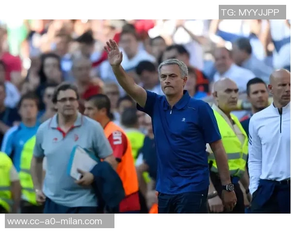 皇马呼吁南看台球迷支持球队避免嘘声以免影响比赛氛围